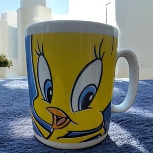 * Warner Bros Studio Store 32 oz Tweety Bird Large Mug Looney Tunes 1998 vintage